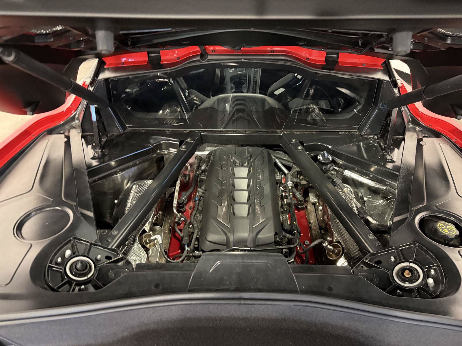 Used 2022 Chevrolet Corvette Stingray Preferred Cpe w/ Z51 Performance Package RWD image 34