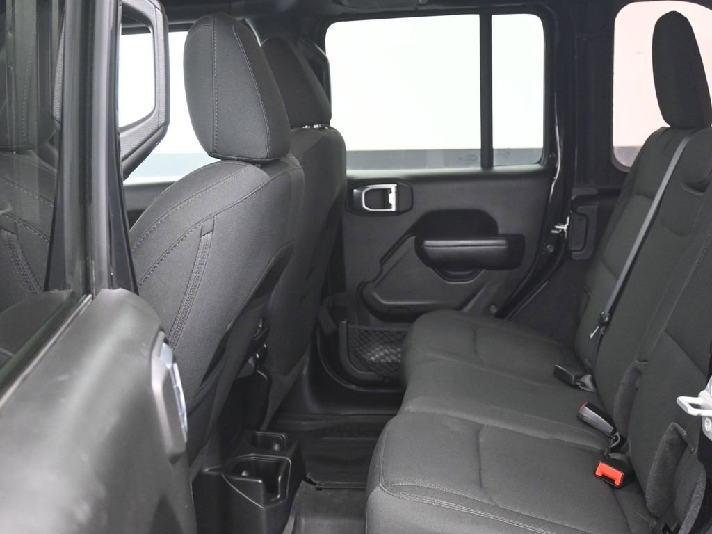 Used 2022 Jeep Wrangler Unlimited Sport image 13