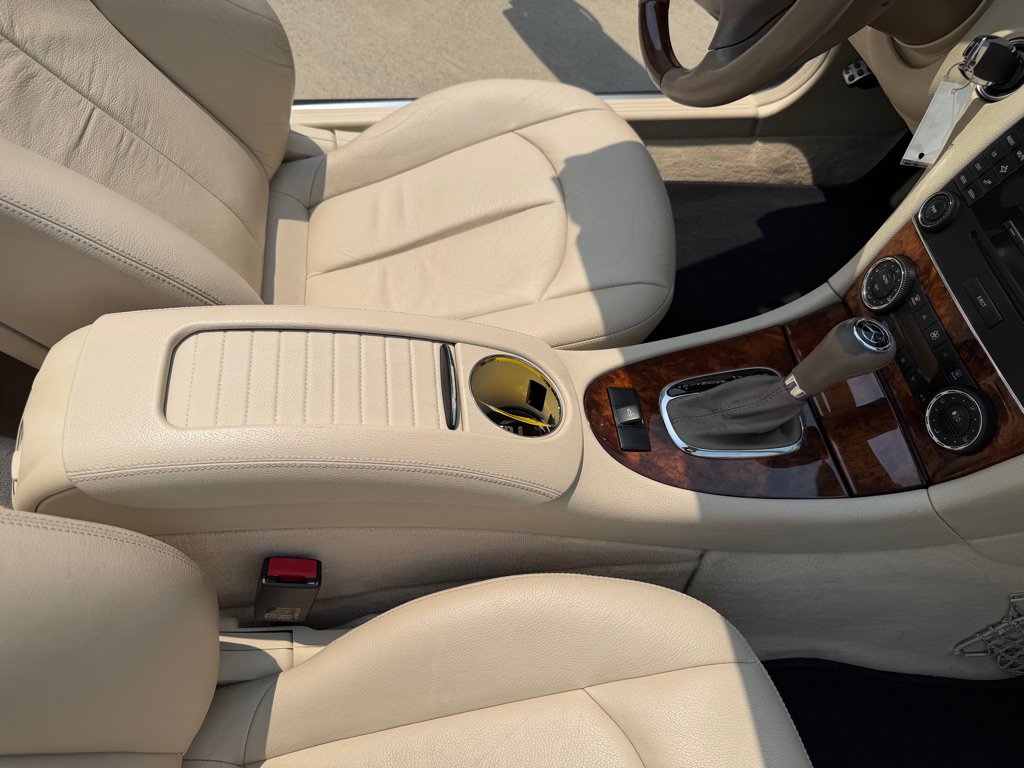 Used 2008 Mercedes-Benz CLK 350 Cabriolet image 29