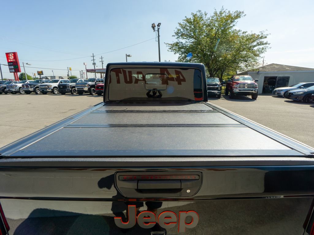 Used 2022 Jeep Gladiator Mojave w/ LED Lighting Group image 9