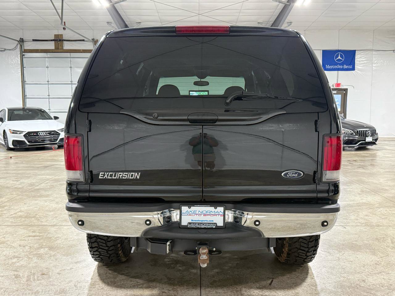 Used 2001 Ford Excursion Limited image 6