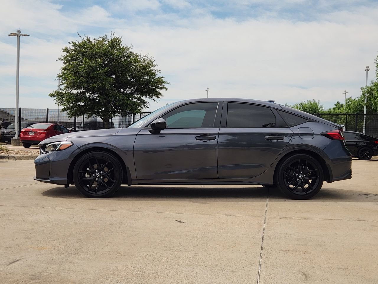 Used 2025 Honda Civic Sport image 4