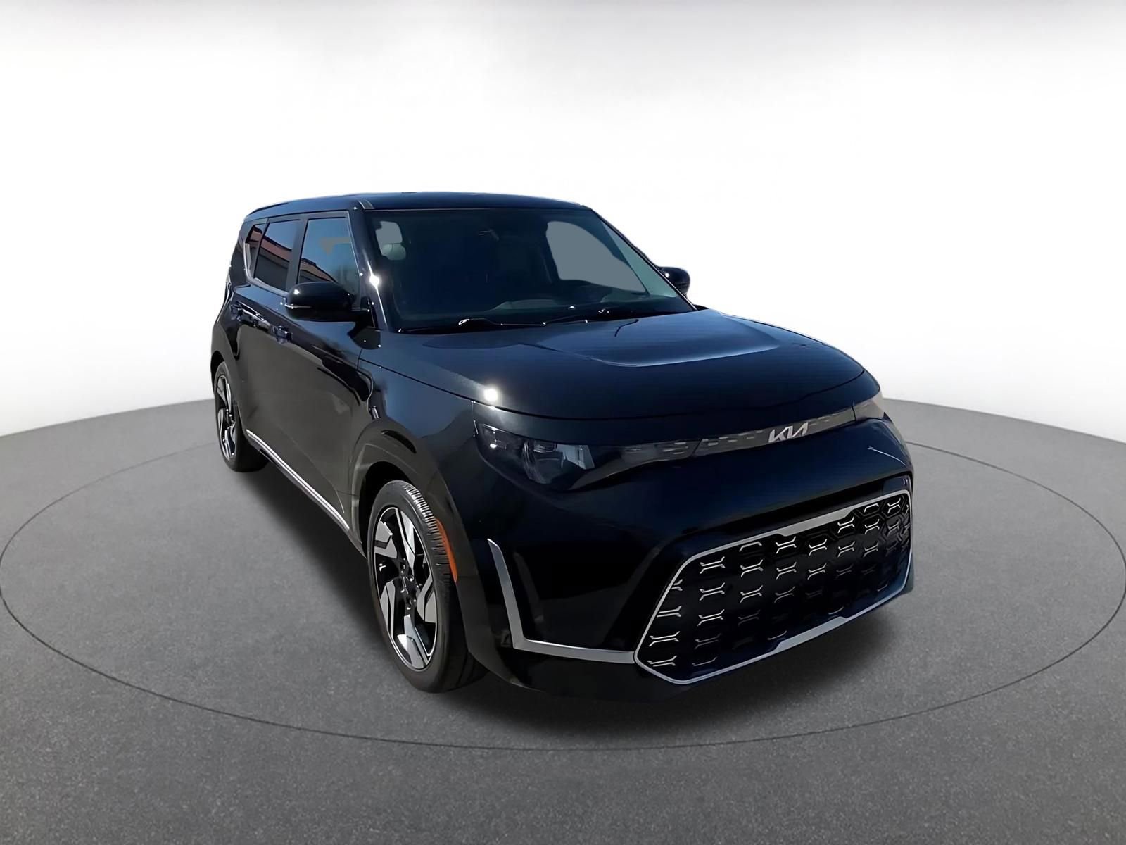 Used 2023 Kia Soul GT-Line image 3