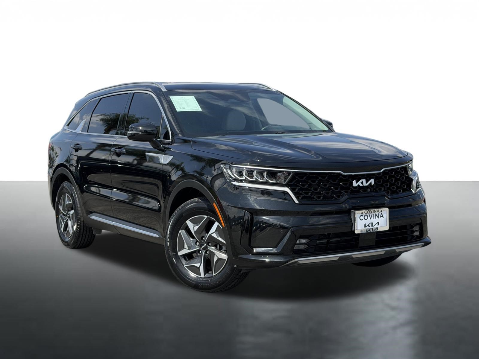 Certified 2023 Kia Sorento EX FWD image 2
