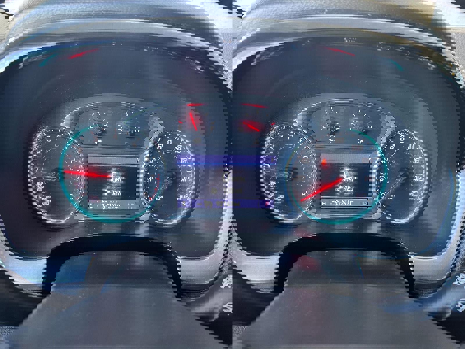 Used 2020 Chevrolet Traverse LT w/ LPO, Cargo Package image 19