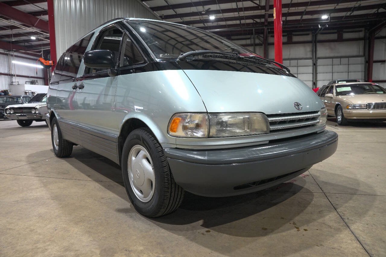 Used 1992 Toyota Previa LE RWD image 12
