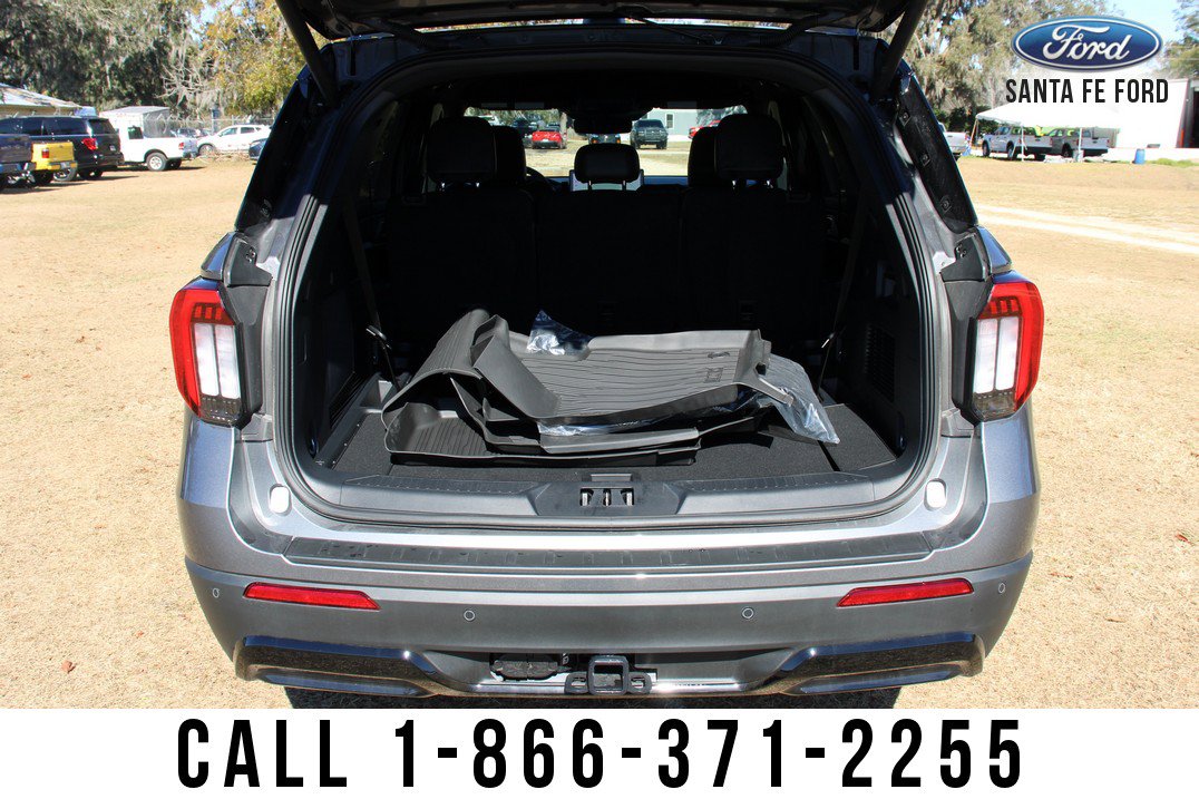 Used 2025 Ford Explorer ST-Line w/ Premium Package RWD image 43