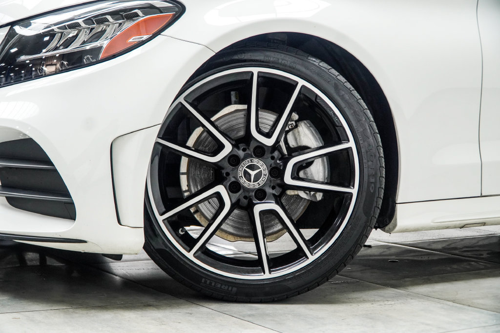 Used 2021 Mercedes-Benz C 300 Sedan w/ AMG Line image 10