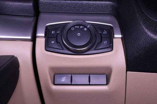 Used 2017 Ford Explorer XLT w/ Equipment Group 202A FWD image 24