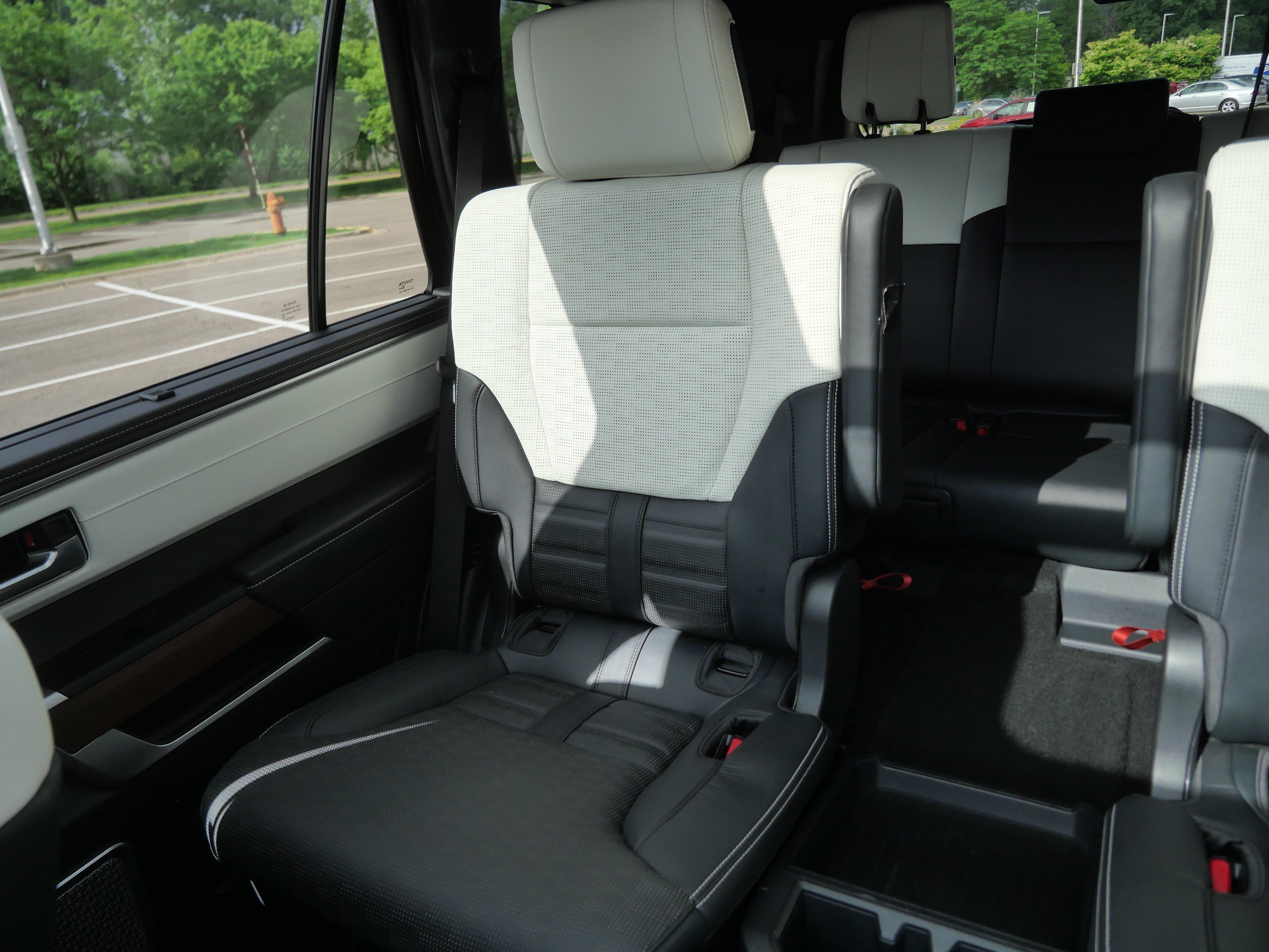 Certified 2025 Toyota Sequoia Capstone AWD/4WD image 13