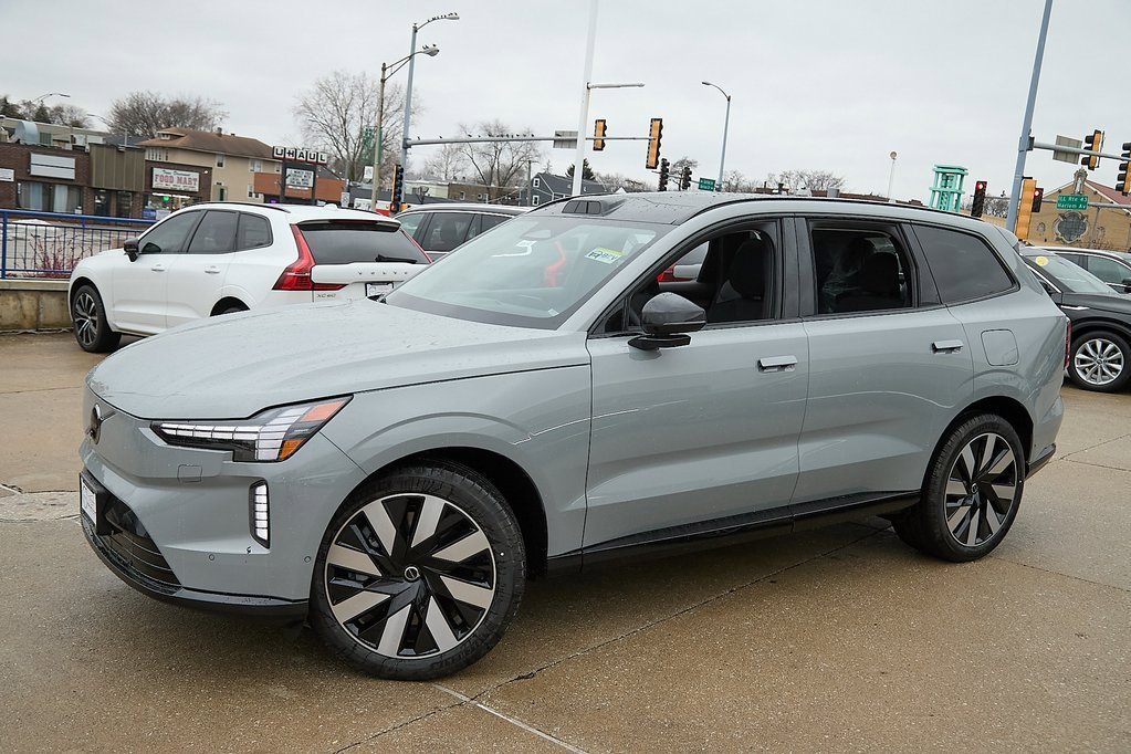 New 2025 Volvo EX90 Ultra image 3