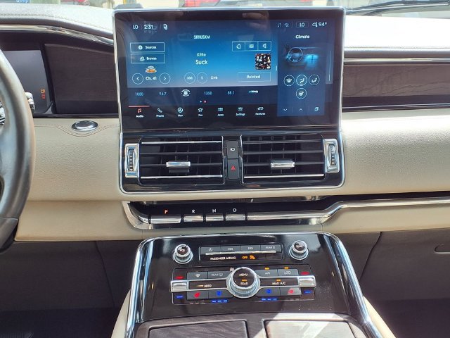 Used 2022 Lincoln Navigator L Reserve AWD/4WD image 9