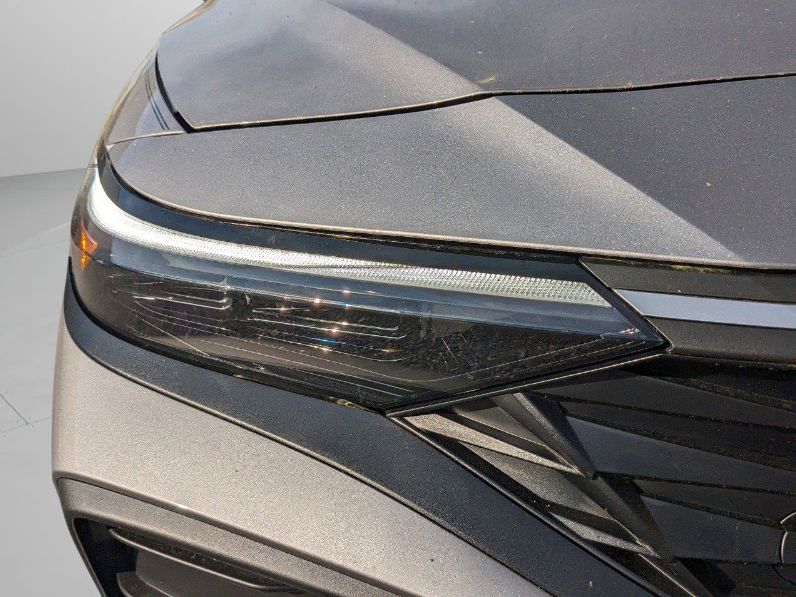 New 2026 Hyundai Elantra SE image 13