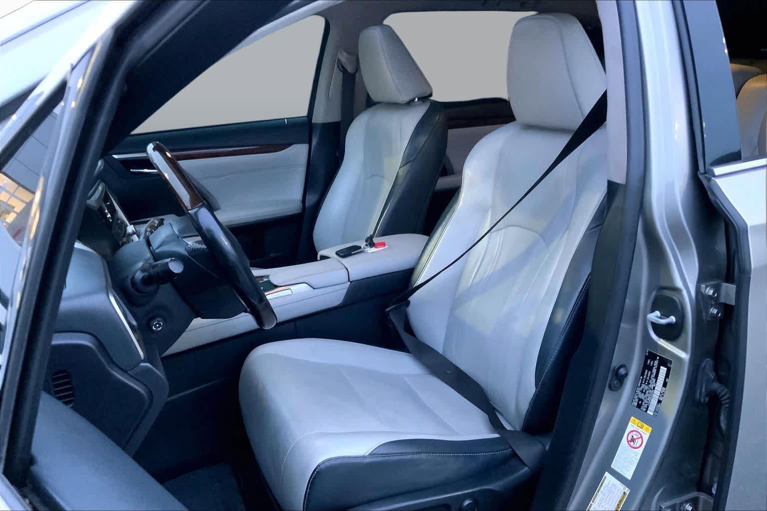 Used 2018 Lexus RX 350L FWD image 7