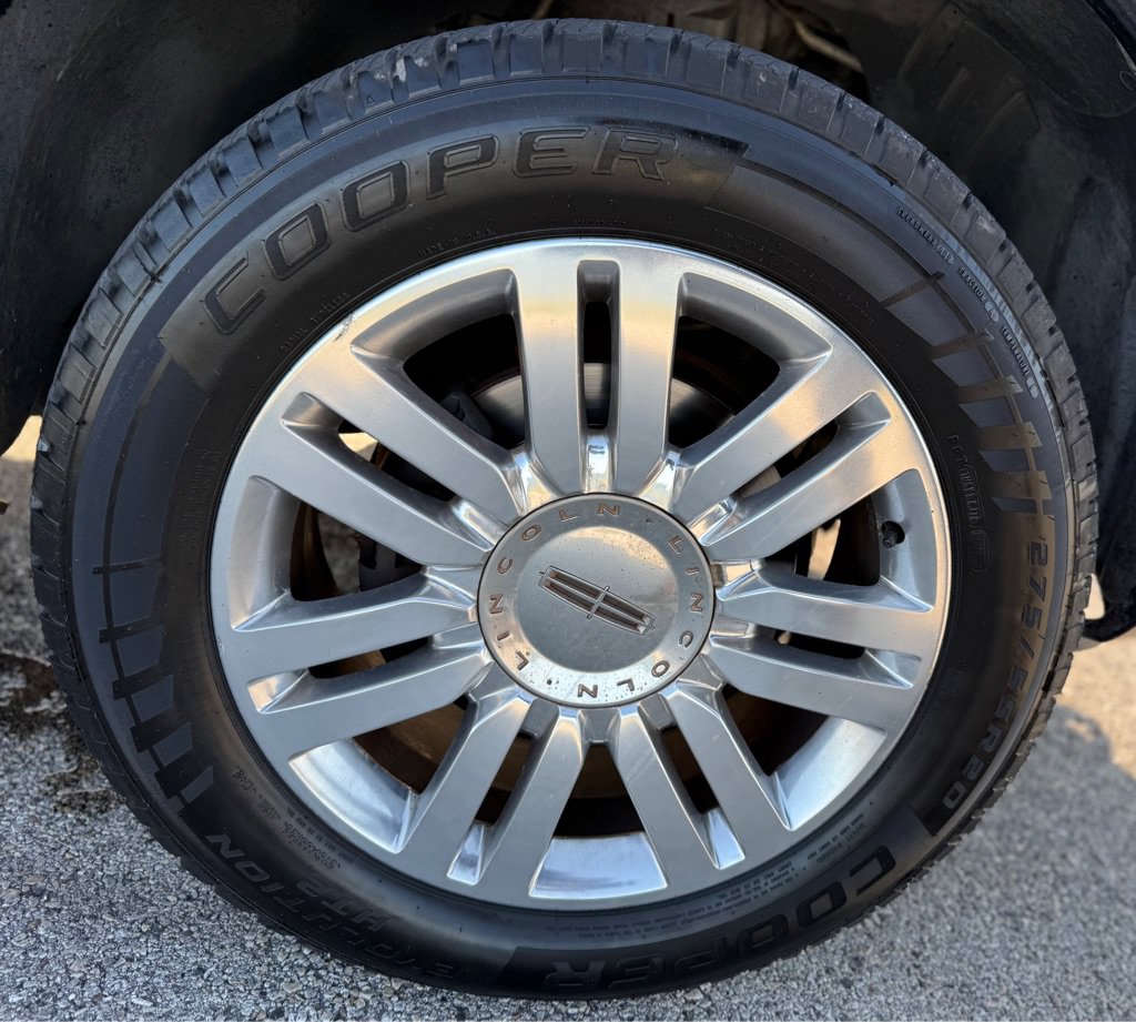 Used 2013 Lincoln Navigator L 4WD w/ HD Trailer Tow Pkg image 27
