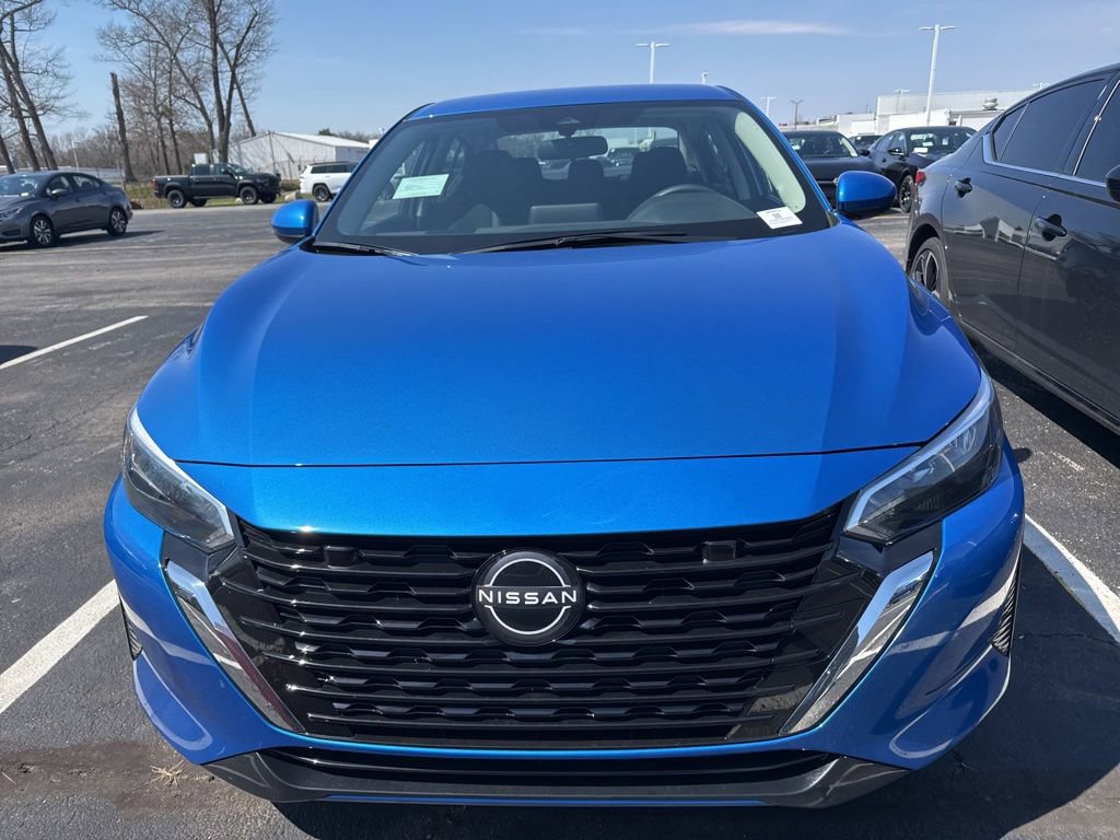 Certified 2025 Nissan Sentra SV image 2