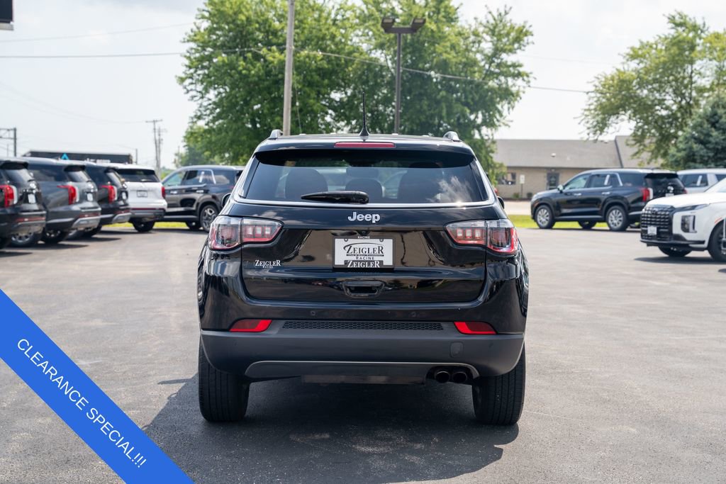 Used 2021 Jeep Compass Limited w/ Elite Interior Group image 6