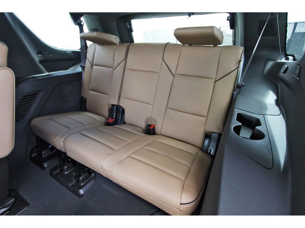 New 2026 Cadillac Escalade Luxury image 13
