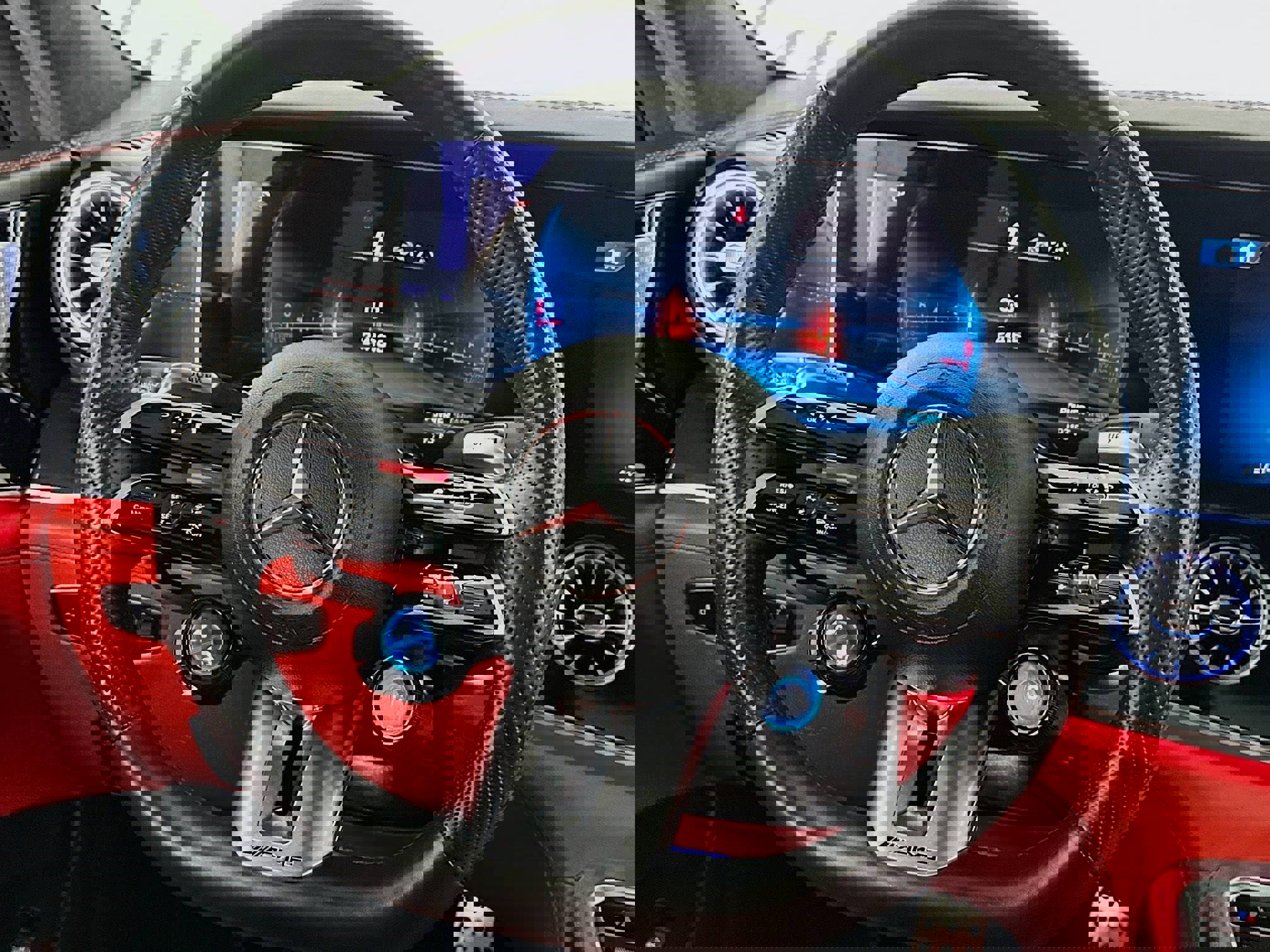 Used 2024 Mercedes-Benz AMG GT 43 image 8