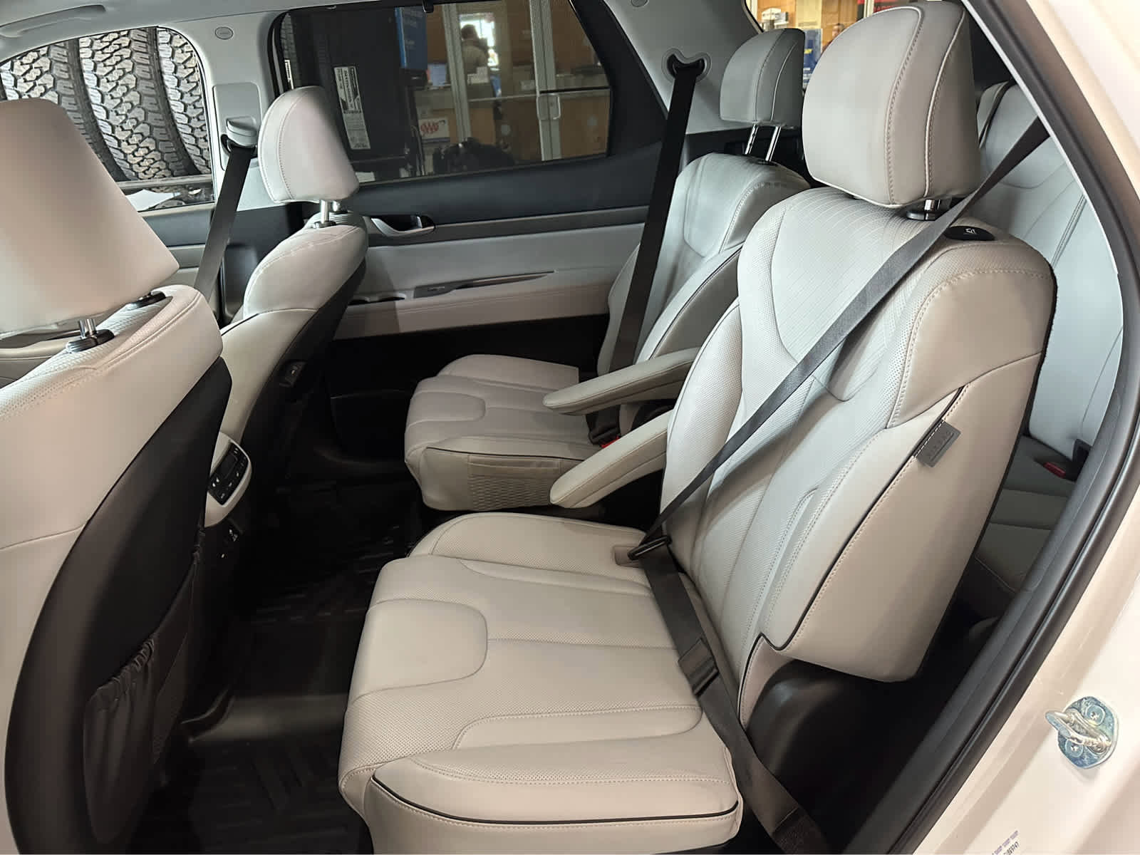 Used 2025 Hyundai Palisade SEL image 30