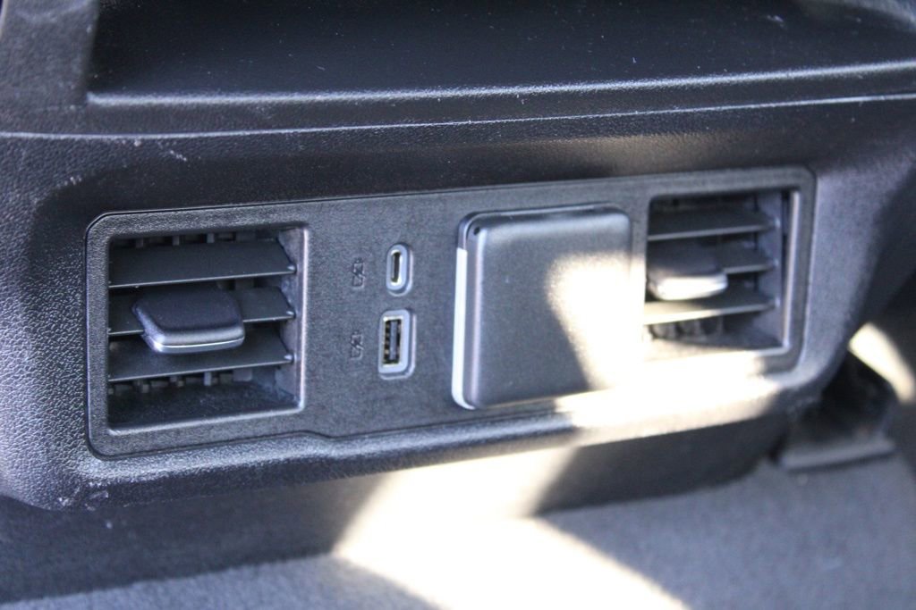 Used 2023 Chevrolet Silverado 1500 LT image 25