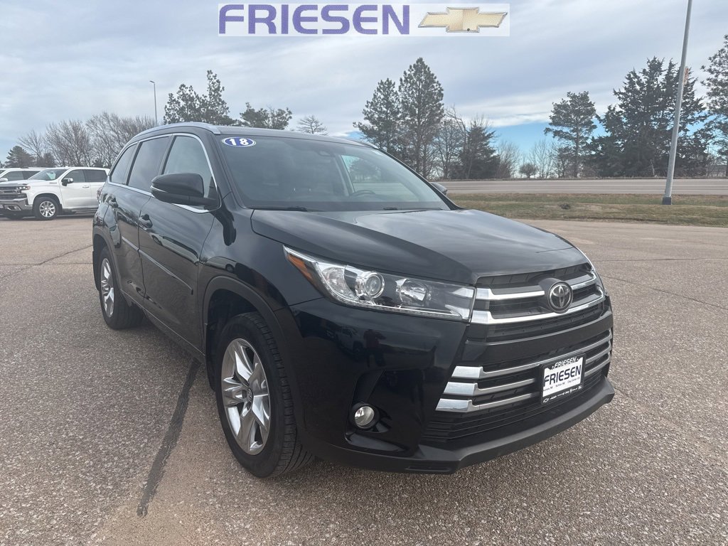 Used 2018 Toyota Highlander Limited w/ Protection Package #3 image 7