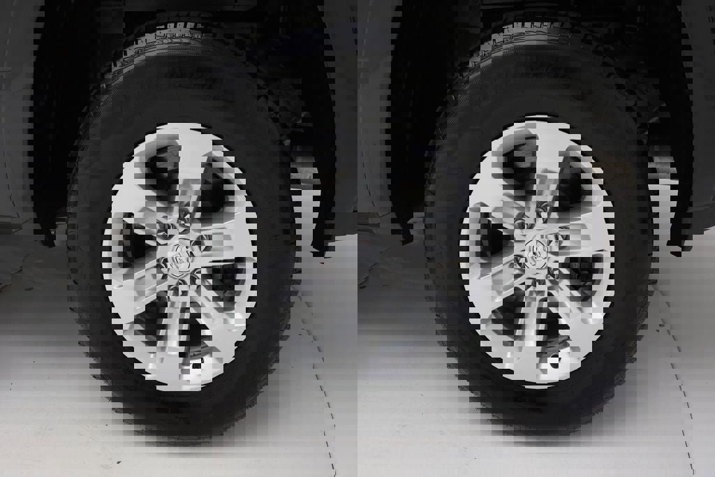 Used 2019 RAM 1500 Laramie image 13