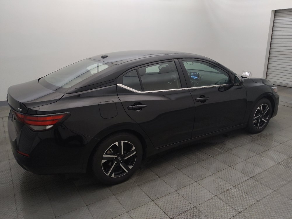 Used 2024 Nissan Sentra SV FWD image 10
