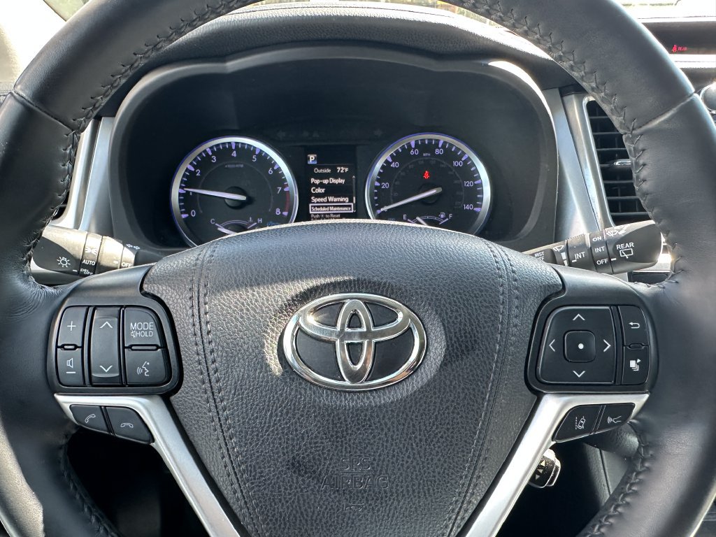 Used 2019 Toyota Highlander XLE FWD image 8