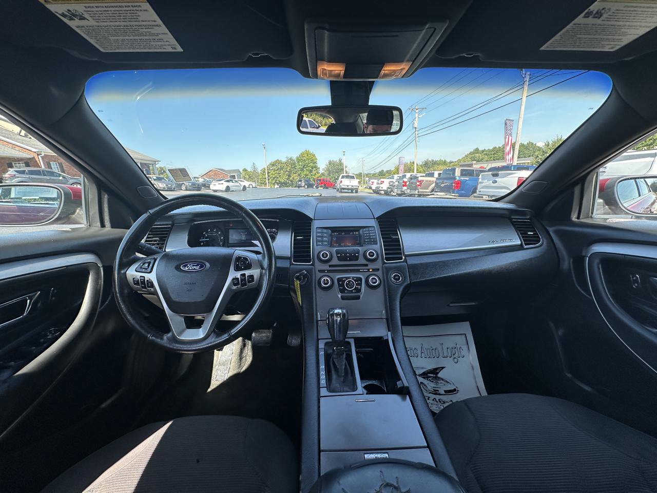 Used 2013 Ford Taurus SEL FWD image 10