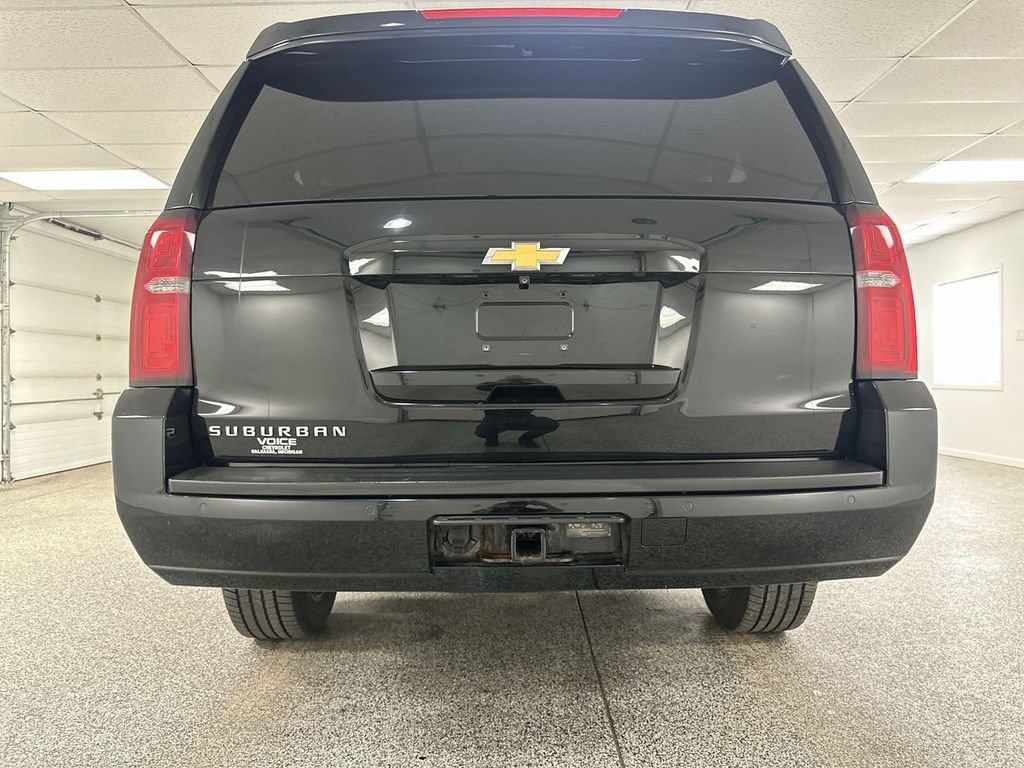 Used 2016 Chevrolet Suburban LT w/ Luxury Package AWD/4WD image 36