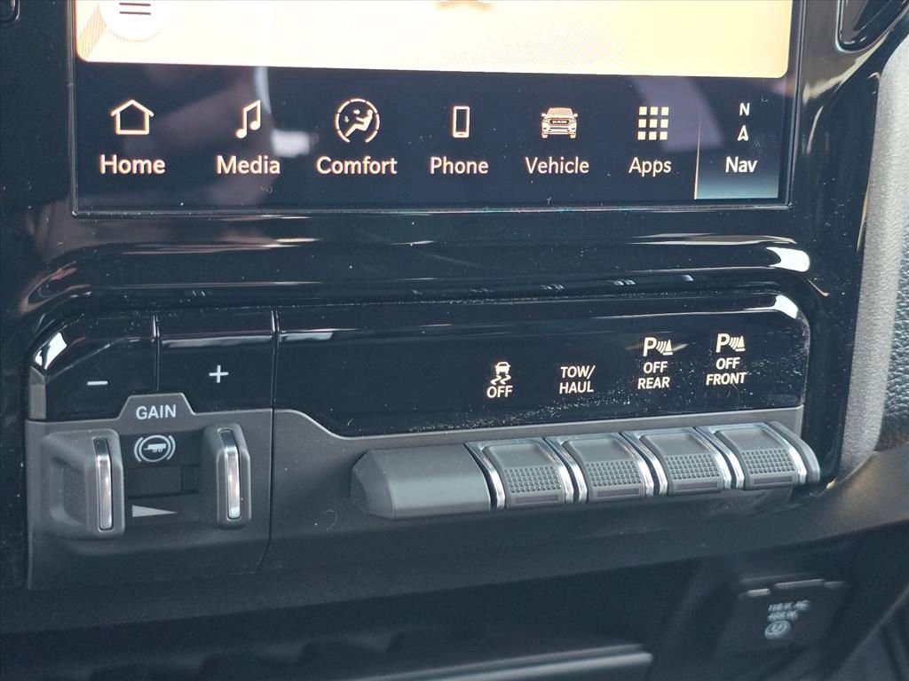 New 2026 RAM 2500 Tradesman AWD/4WD image 10