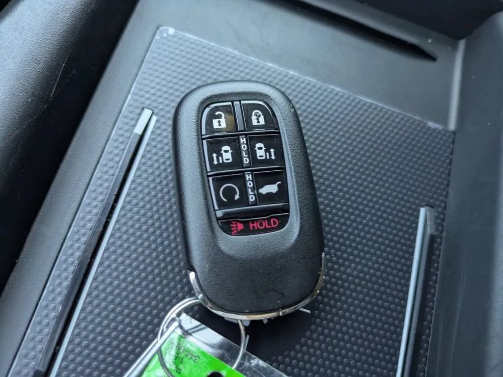 Used 2025 Honda Odyssey Sport-L image 34