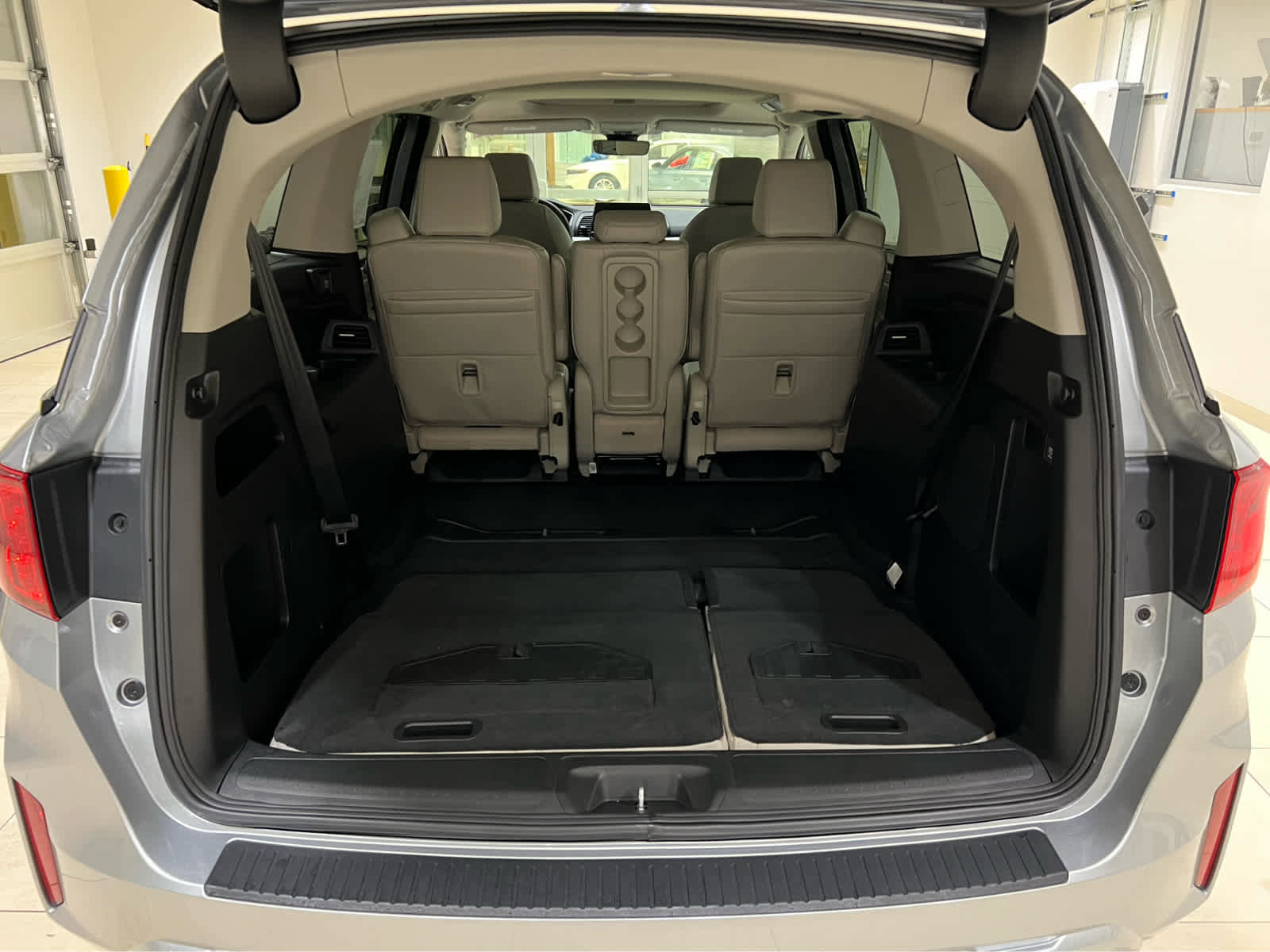 New 2026 Honda Odyssey EX-L image 9