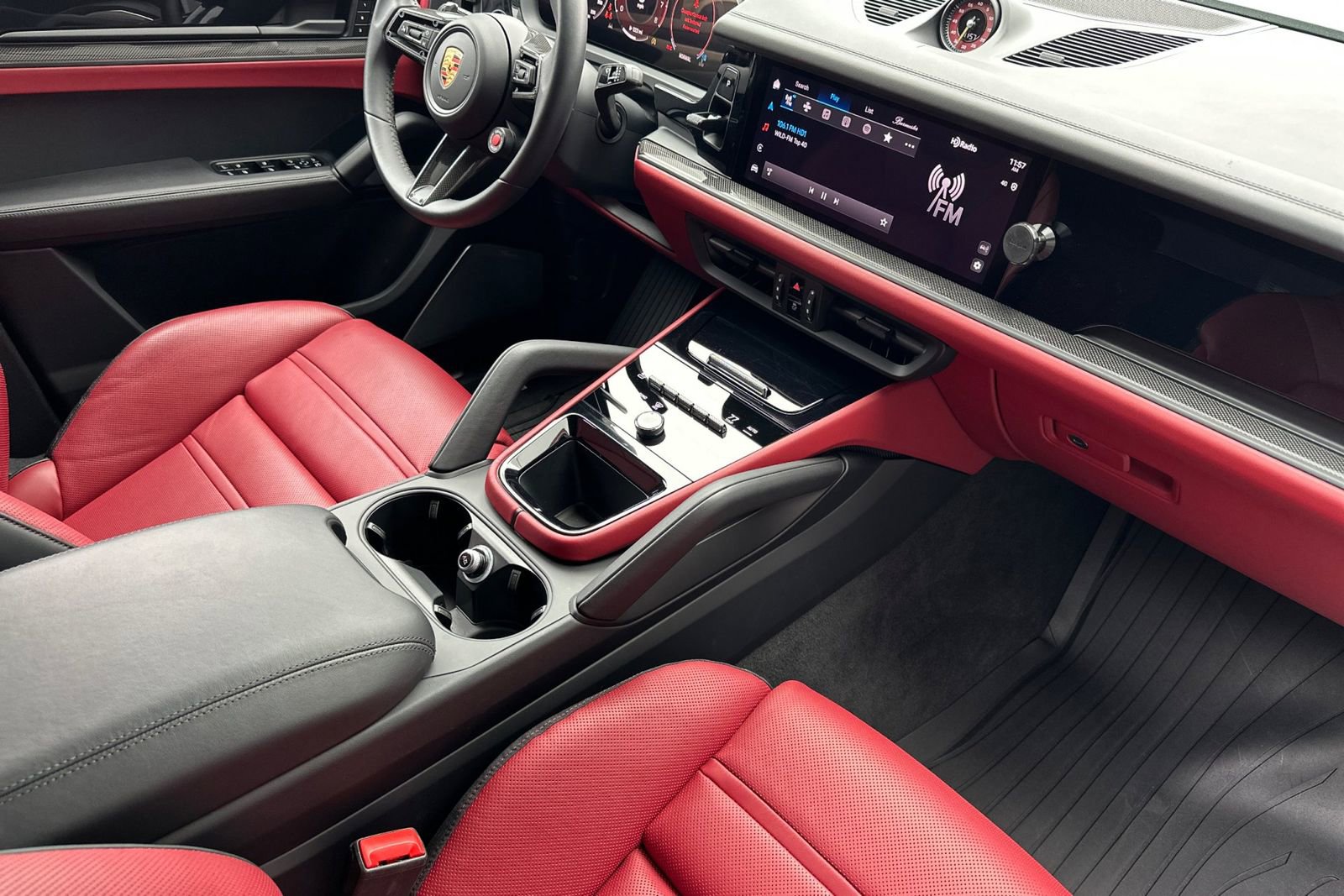 Certified 2024 Porsche Cayenne Turbo GT AWD/4WD image 18