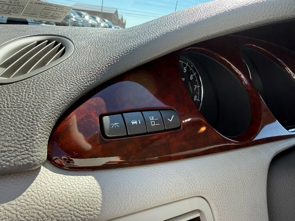 Used 2008 Buick Lucerne CXL w/ Ultra Confidence Package image 17