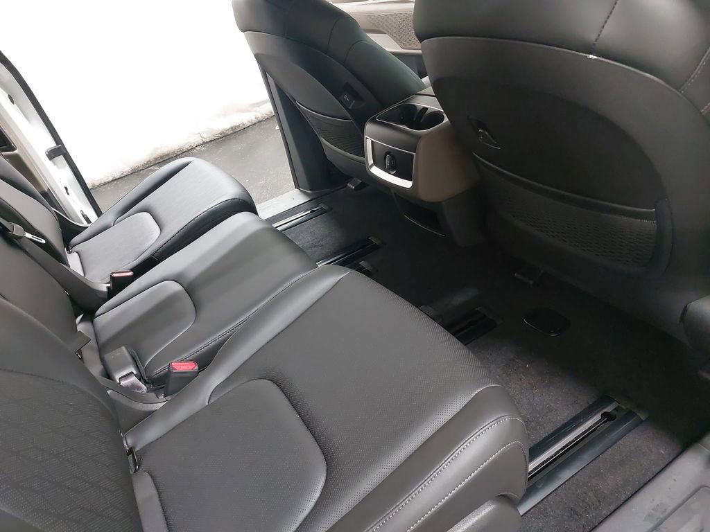 New 2026 Kia Carnival FWD image 11