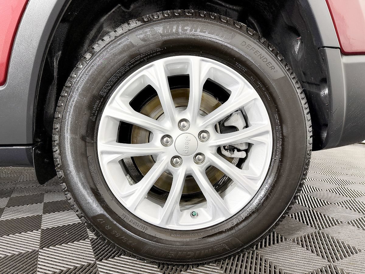 Used 2021 Jeep Cherokee Latitude AWD/4WD image 22