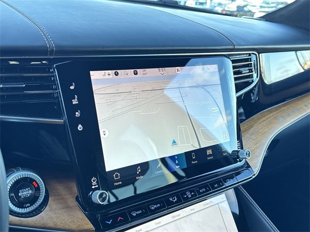 Used 2024 Jeep Grand Wagoneer L Series III image 20