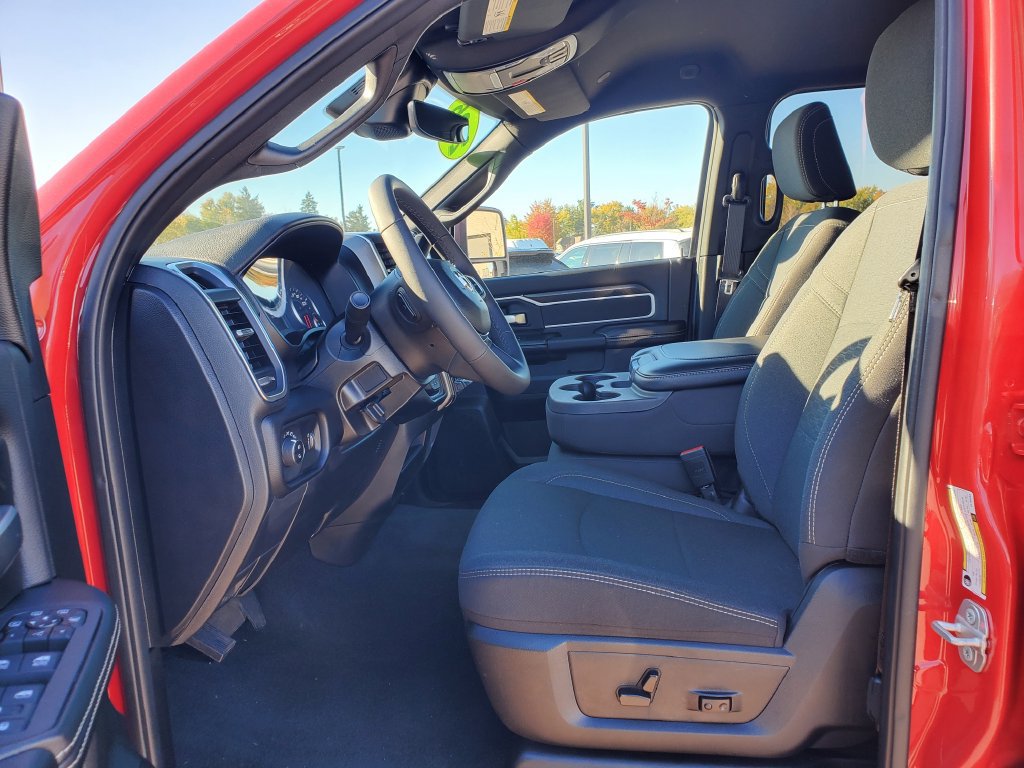 Used 2026 RAM 2500 Big Horn AWD/4WD image 16