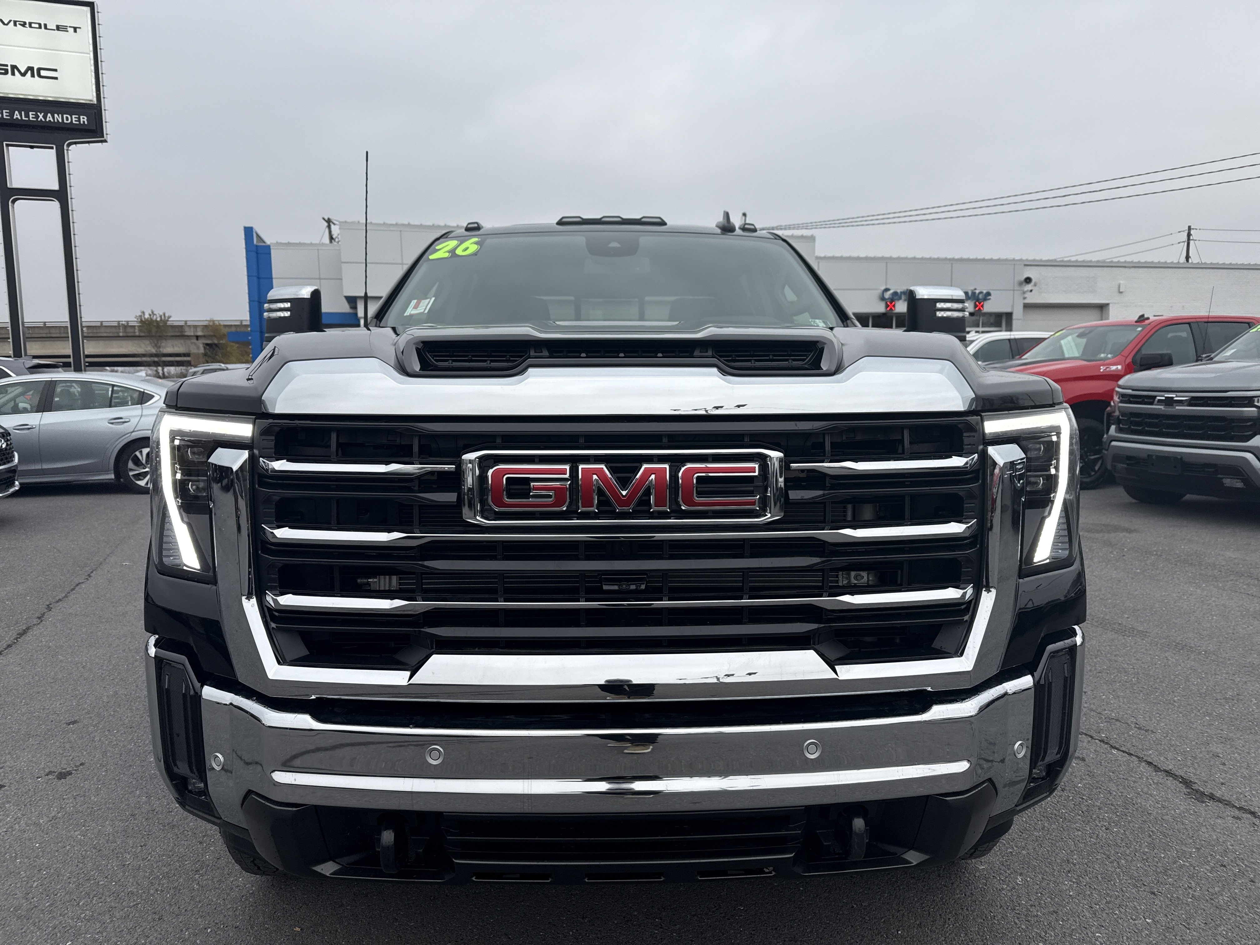 New 2026 GMC Sierra 2500 SLT w/ SLT Convenience Package image 8