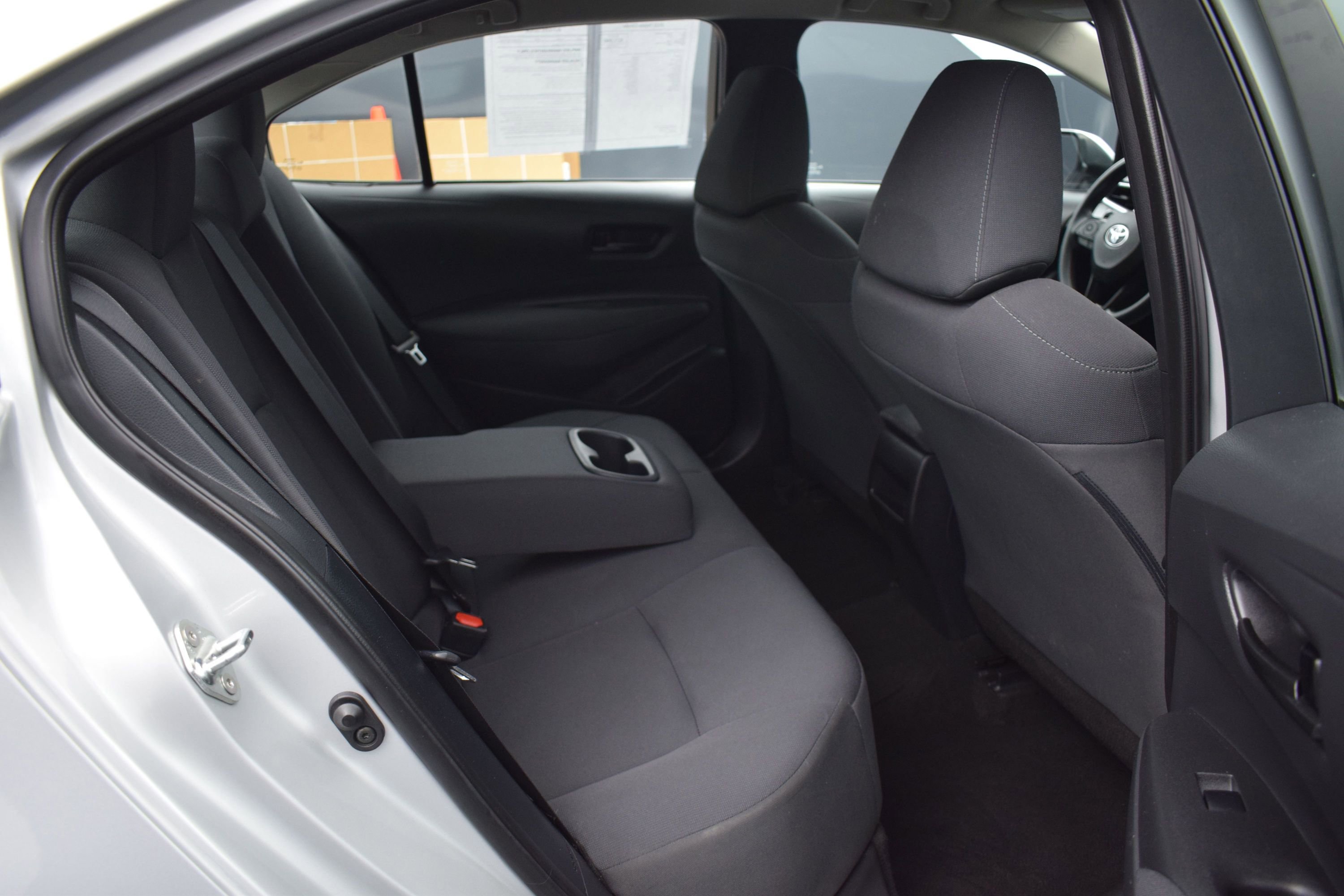 Used 2022 Toyota Corolla LE FWD image 11