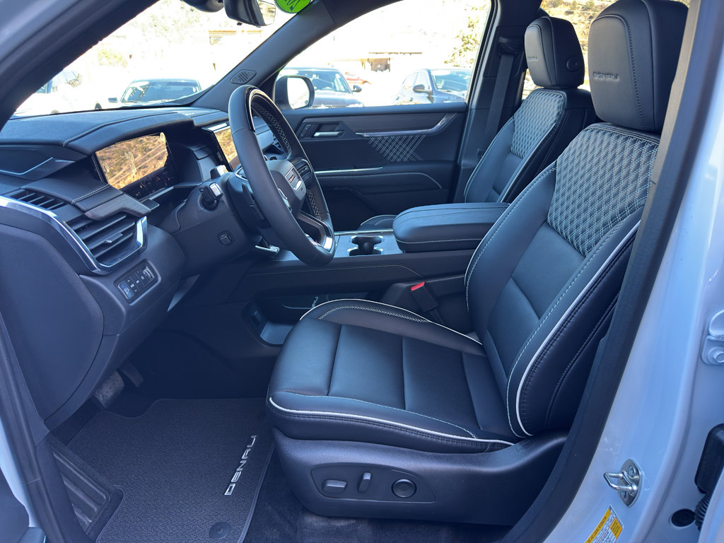 New 2026 GMC Acadia Denali w/ Super Cruise Package image 24