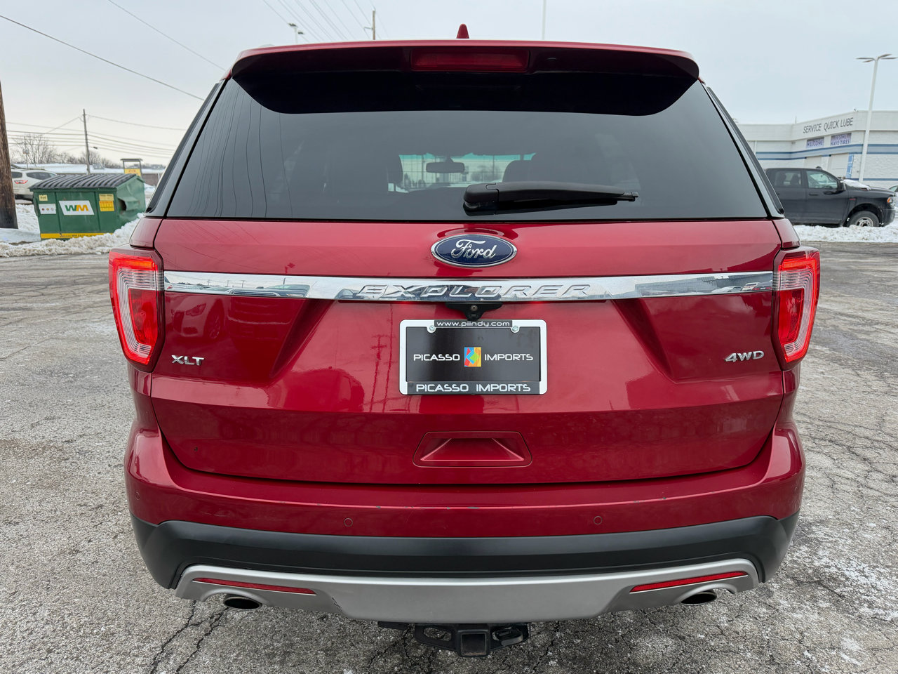 Used 2016 Ford Explorer XLT w/ Equipment Group 202A image 9