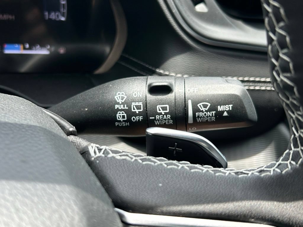 Used 2025 Jeep Grand Cherokee L Altitude RWD image 27