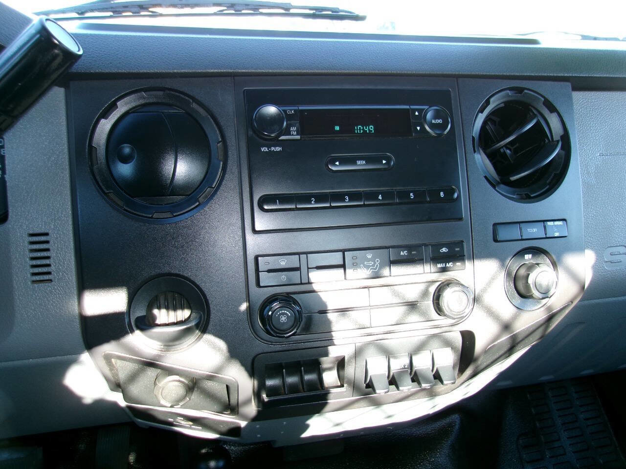 Used 2011 Ford F350 XL w/ Trailer Tow Pkg image 20