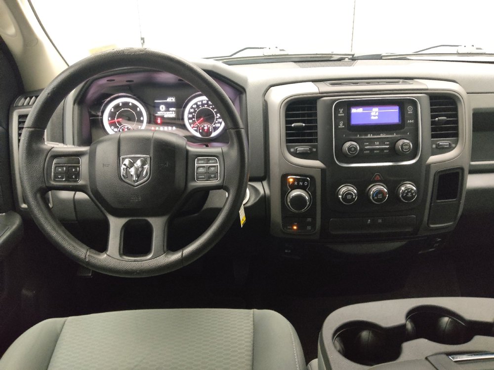 Used 2017 RAM 1500 Express image 22