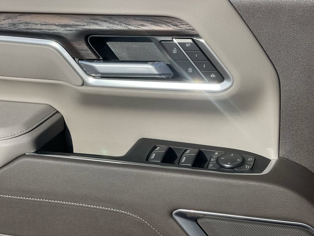 New 2026 GMC Sierra 2500 SLT AWD/4WD image 22