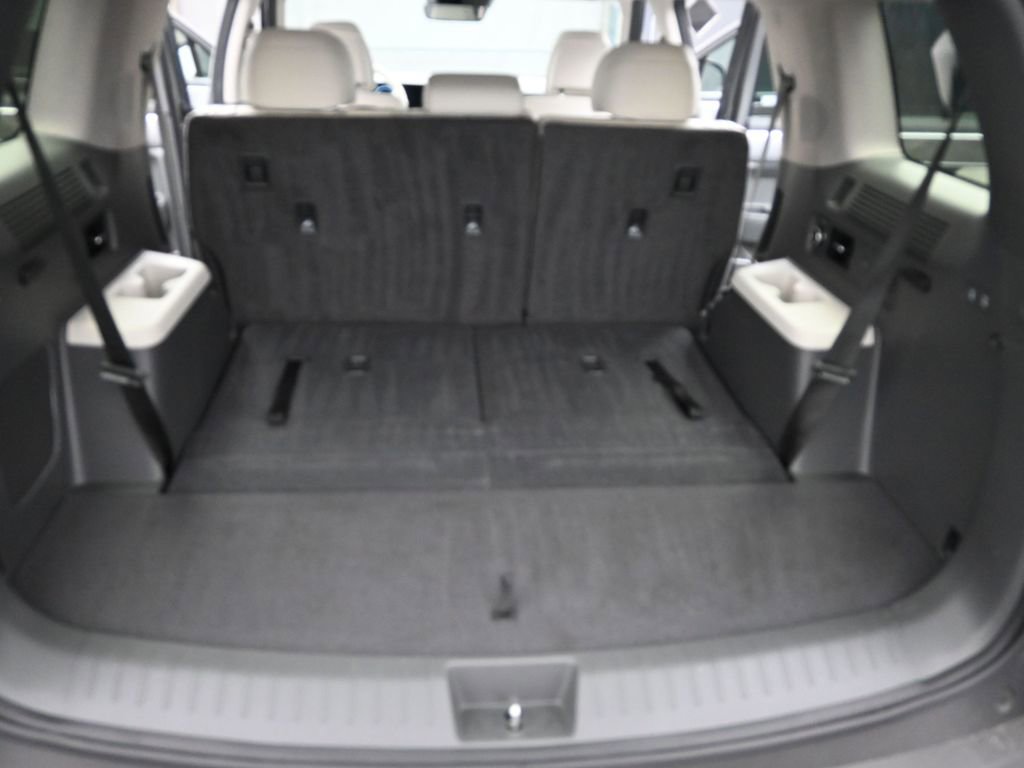 Used 2025 Hyundai Santa Fe Limited image 11