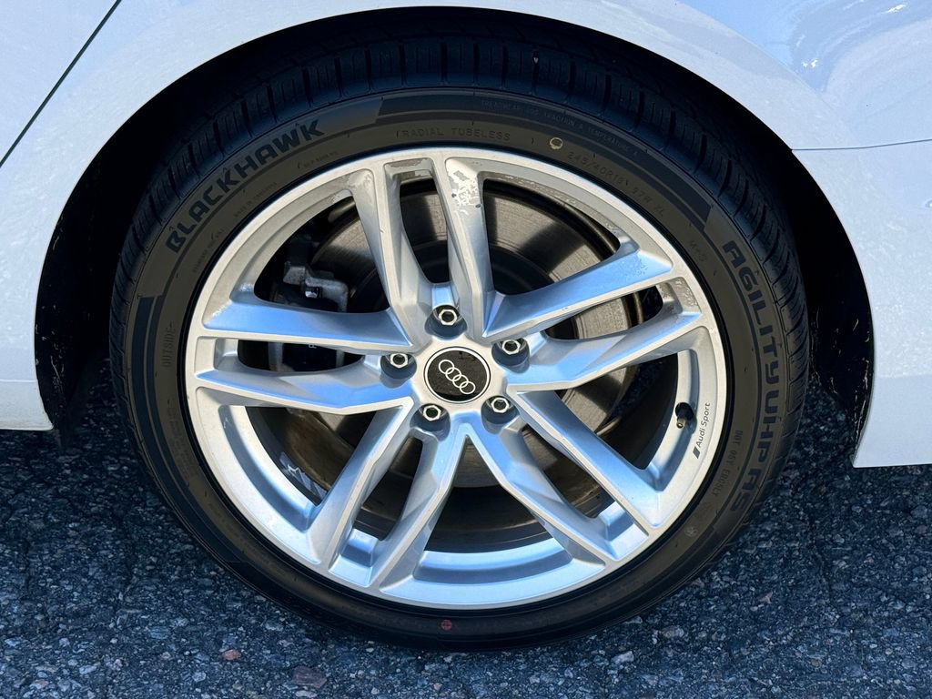 Used 2022 Audi A4 2.0T Premium Plus AWD/4WD image 15